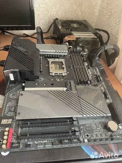 Gigabyte Z690 aorus elite ddr5