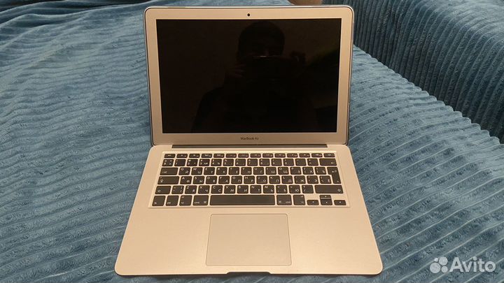 Macbook air 13, 2017, 256 гб