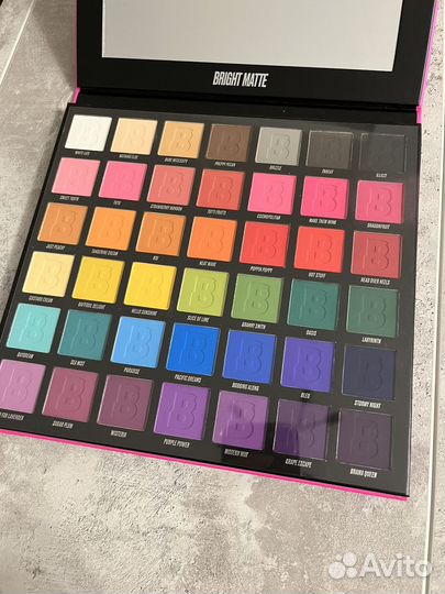 Палетка теней beauty bay bright matte 42 цвета
