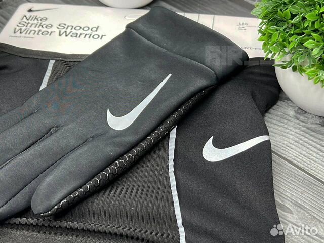 Комплект снуд и перчатки Nike Drill объявление продам