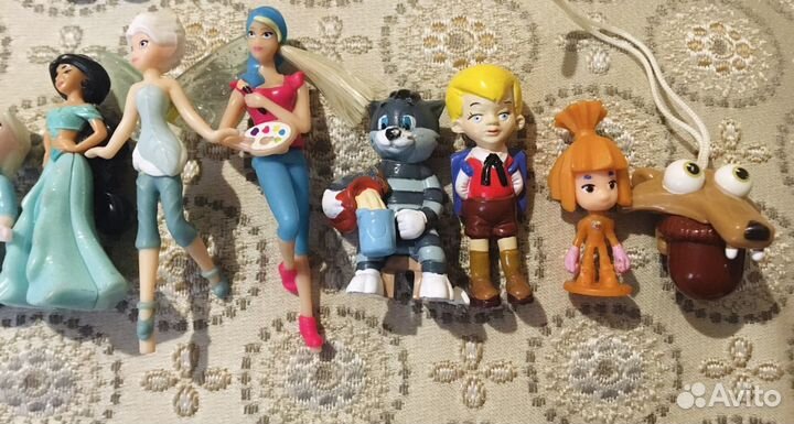 Игрушки из киндер сюрприза 90-х и 2000-х