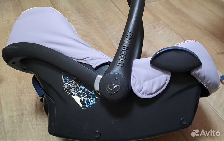 Автолюлька maxi cosi 0+, детское автокресло