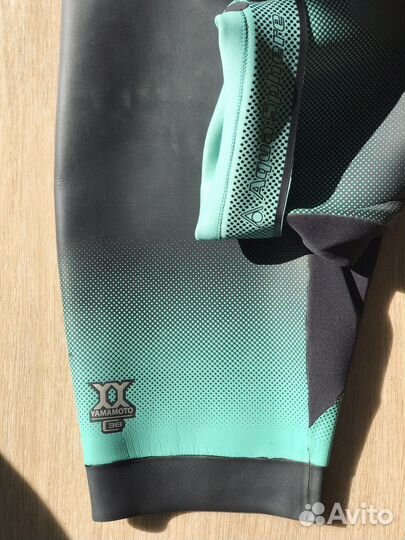 Гидрокостюм женский AquaShere 1мм