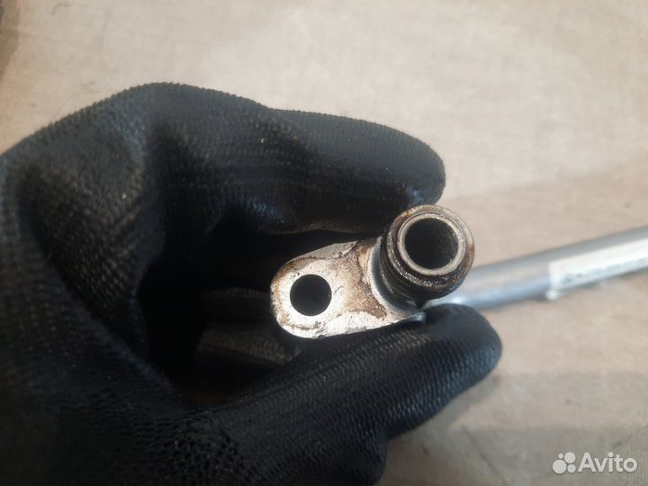 Трубка масляная Mercedes A180 W176 270.910 2013