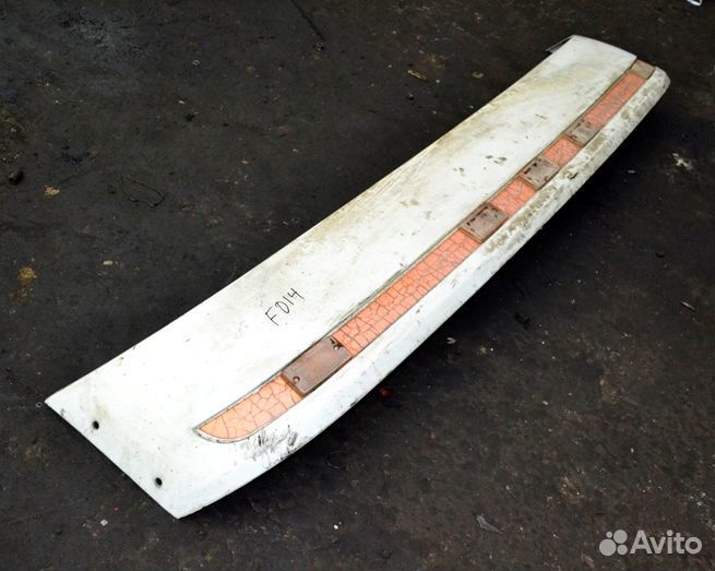 Солнцезащитный козырек freightliner FLC 120