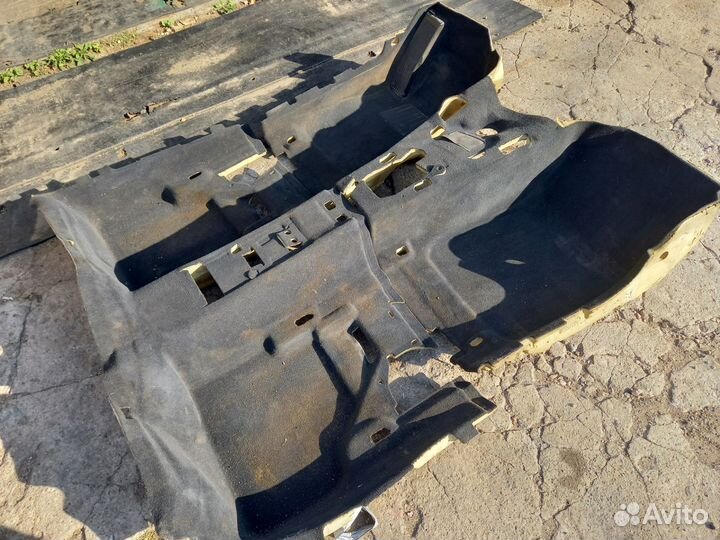 Ковер (пол) черный BMW E90 седан