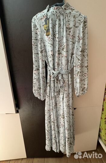 Платье миди новое