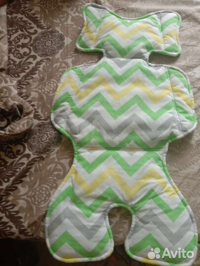 Вкладыш в автокресло,коляску