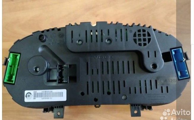 Комбинация приборов Volkswagen Golf 1999-2001