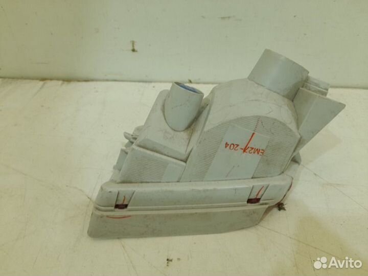 Фонарь противотуманный задний правый Toyota Land