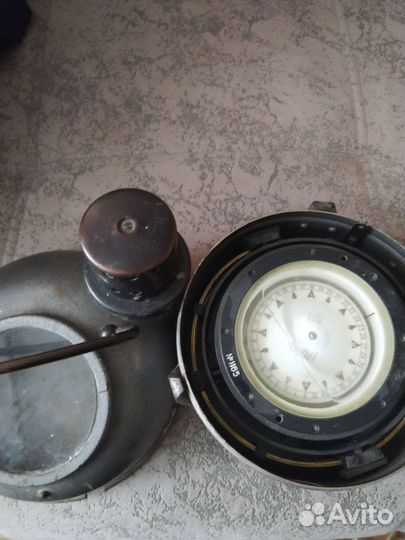 Компас шлюпочный