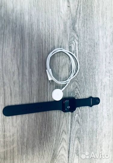 Умные часы Apple Watch Series SE Gen 2 40 мм(20)