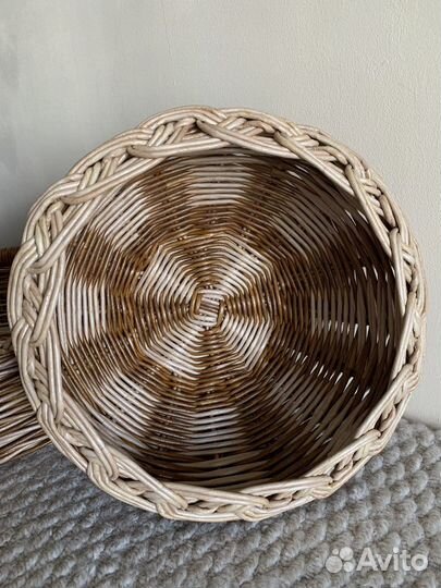 Плетеное изделие (кашпо)