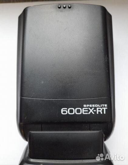 Вспышка камеры Canon speedlite 600EX-RT