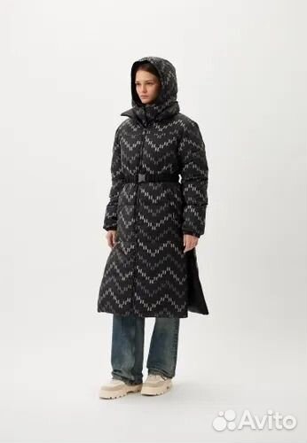 Пуховик женский Karl lagerfeld