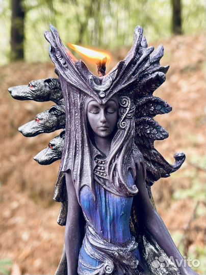 Алтарная свеча богиня Геката