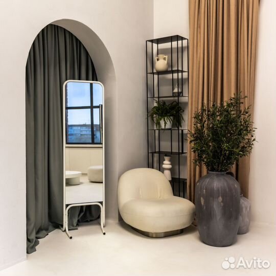 Зеркало напольное Balance на ножках, белый матовы