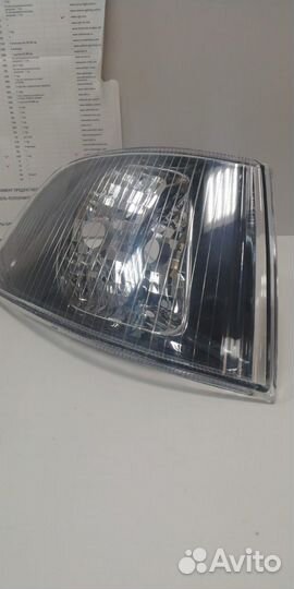 Указатель поворота правый Volvo S40