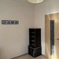 2-к. квартира, 54 м², 3/9 эт.