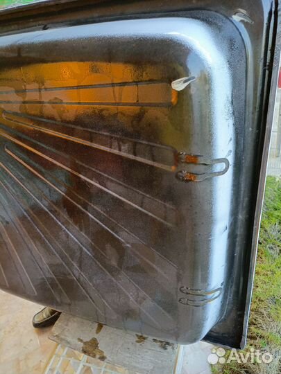 Душевой поддон 90х90