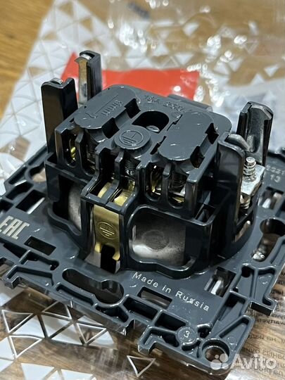 Розетка Legrand Structura