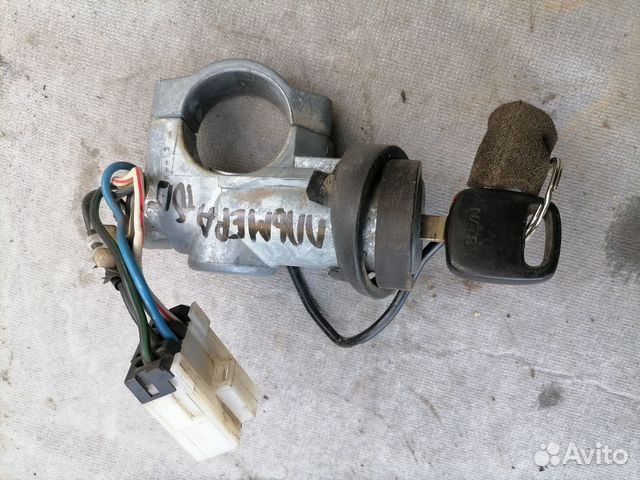 Замок зажигания с ключом Nissan Almera N15 1999
