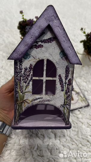 Чайные домик, часы