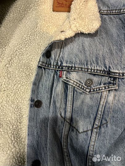 Джинсовая куртка levis шерпа оригинал