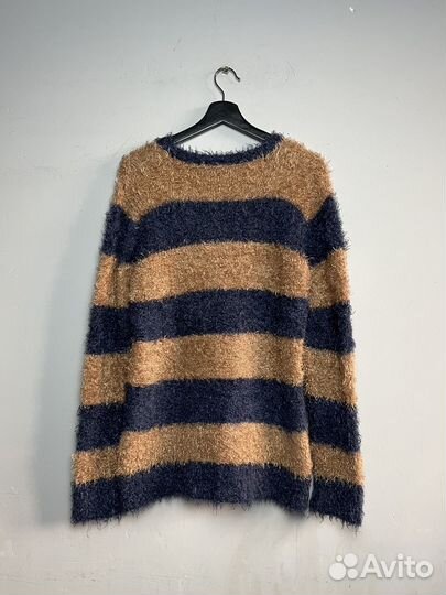 Свитер мохеровый