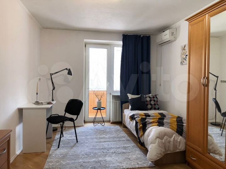 Комната 15 м² в 4-к., 2/9 эт.