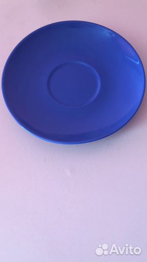 4 кружки и блюдце