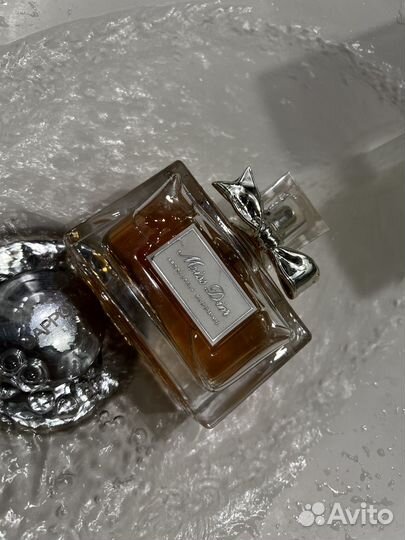 Парфюмерная вода духиMiss Dior Absolutely Blooming