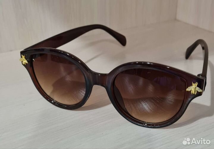 Солнцезащитные очки женские