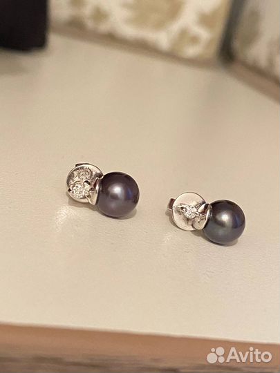 Серьги из белого золота 750 с жемчугом