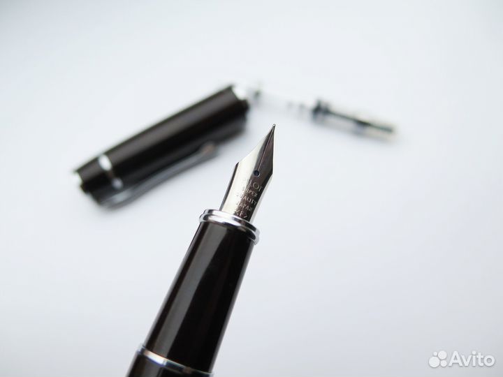 Перьевая ручка Pilot Prera F (Dark brown)