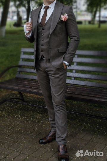 Костюм мужской (тройка) 50р