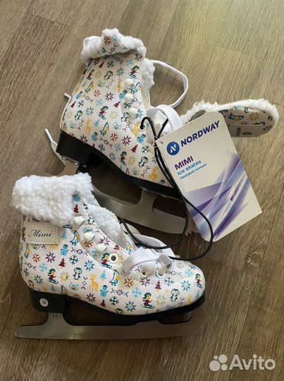 Коньки ледовые детские