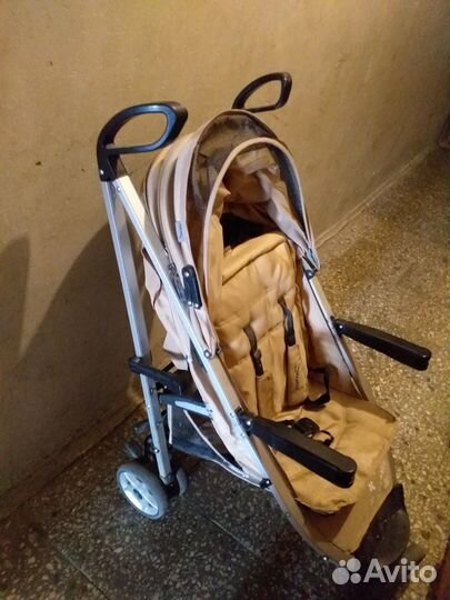 Детская коляска прогулочная (складная)