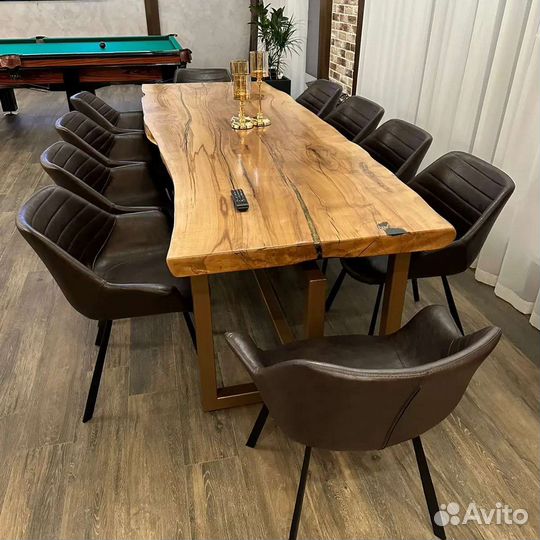Стол из цельного слэба