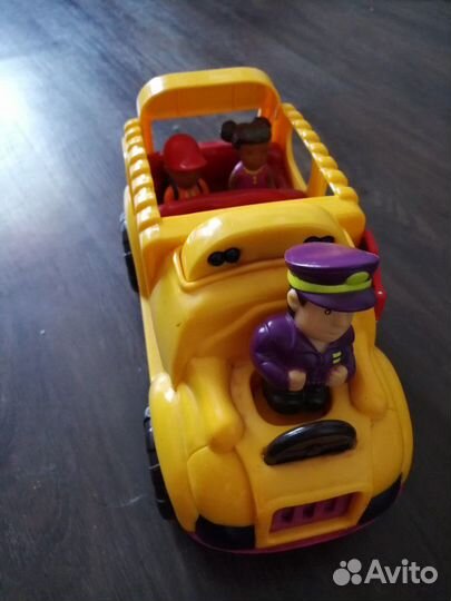 Игрушка автобус