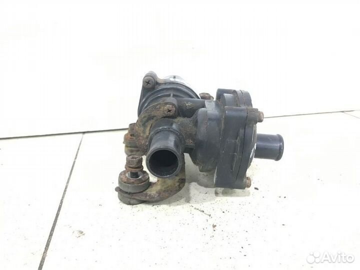 Дополнительная водяная помпа