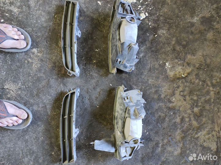 Туманки для Toyota Ipsum