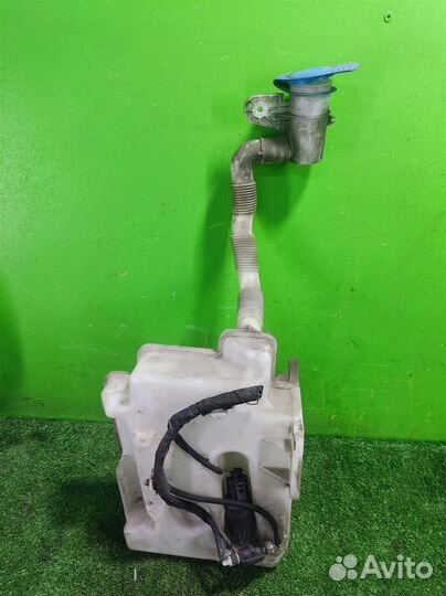 Бачок омывателя volkswagen Golf Plus 2008