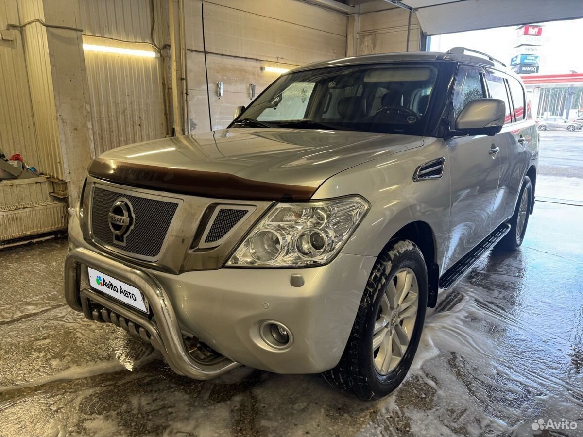 Nissan Patrol 5.6 AT, 2011, 217 800 км