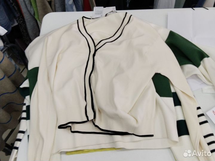 6 свитеров на доставку