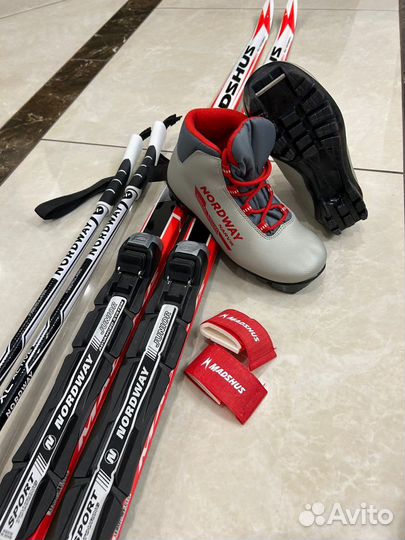 Беговые лыжи