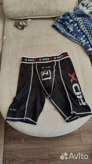 Шорты спортивные с защитой паха