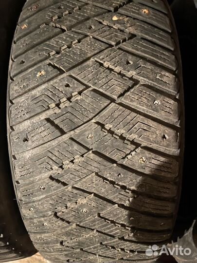 Goodyear UltraGrip 235/55 R17 103B