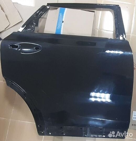 Задняя правая дверь kia sorento