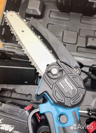 Аккумуляторная пила makita